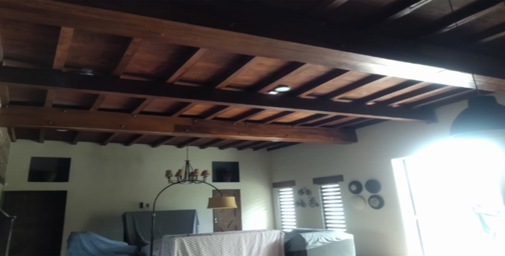 Plafón de viguería en madera